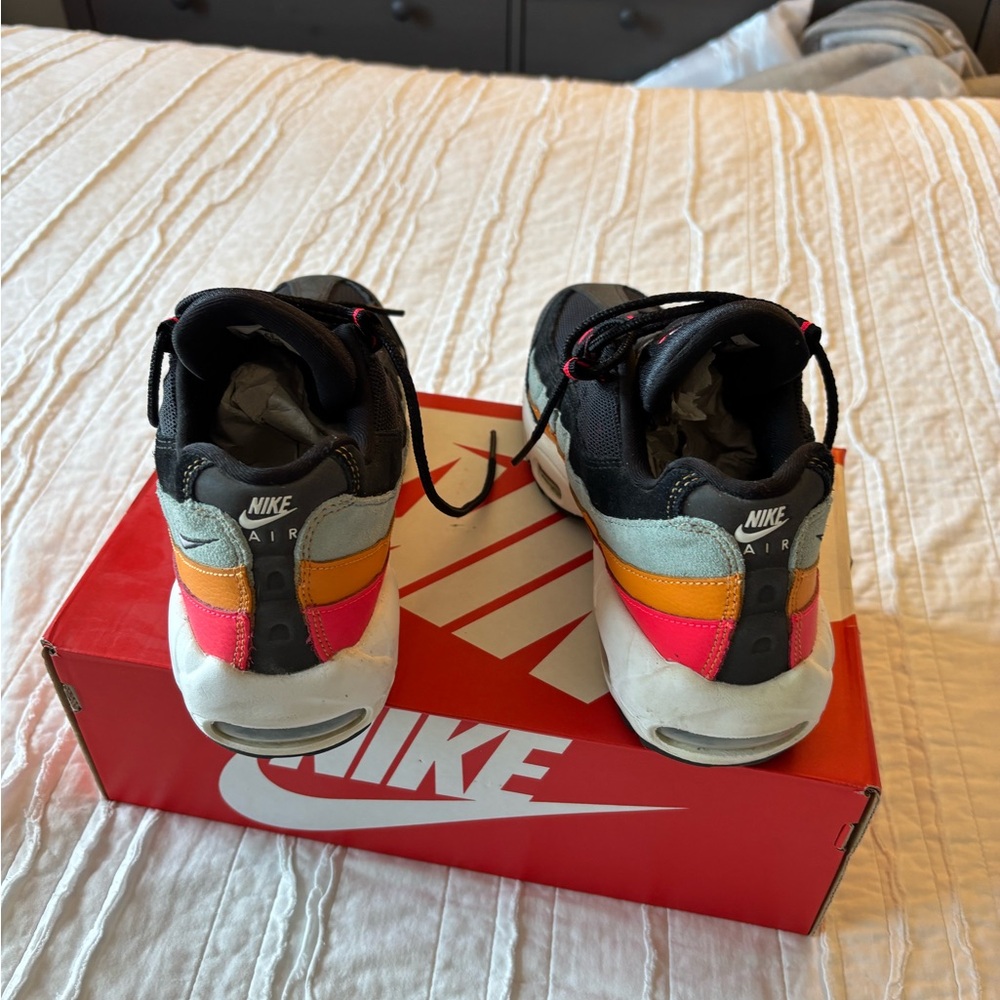 Nike Air Max 95 Essential - Picture 3 of 8